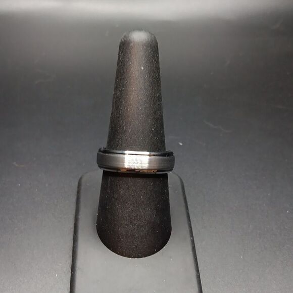 New Blue Tungsten Carbide Men's Size 8.5 Silver Ring - Picture 1 of 5